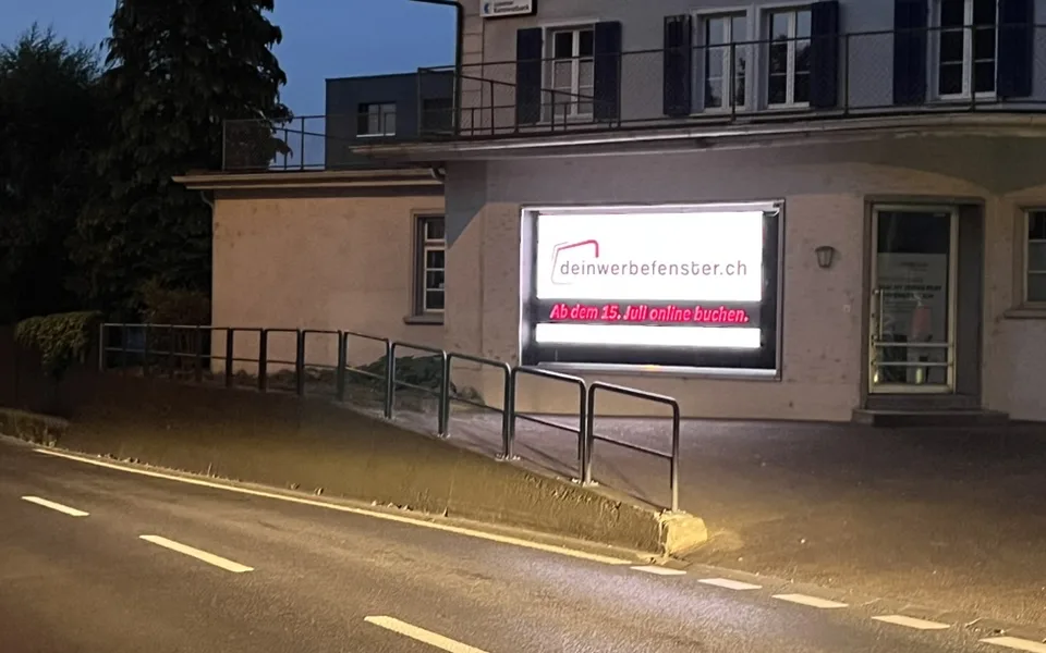 Dein Werbefenster – Digitale Aussenwerbung (DOOH)